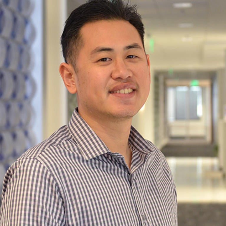 Don H. Tran '01
