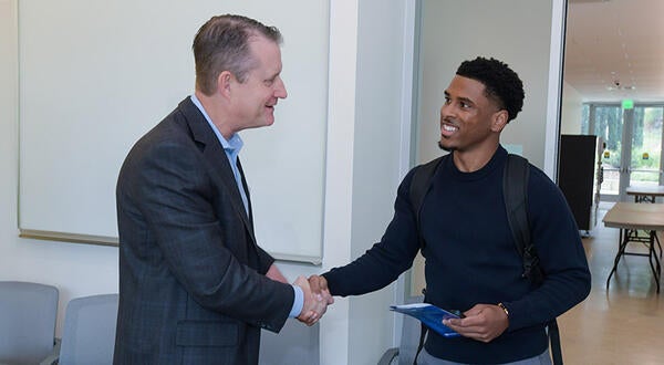 Andrew Pramschufer ’98 and Ben Gonzalez ’21 MBA led a session on Managing Up for Success