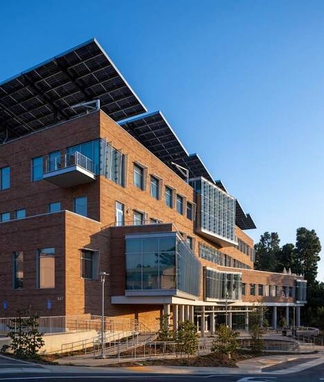 The new School of Business building (UCR/Stan Lim)